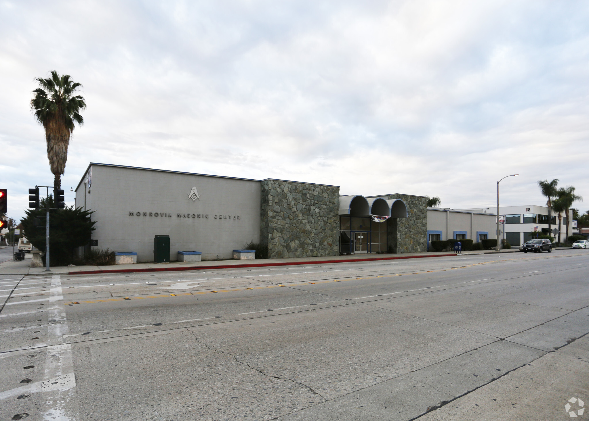 204 W Foothill Blvd, Monrovia, CA for sale Primary Photo- Image 1 of 1