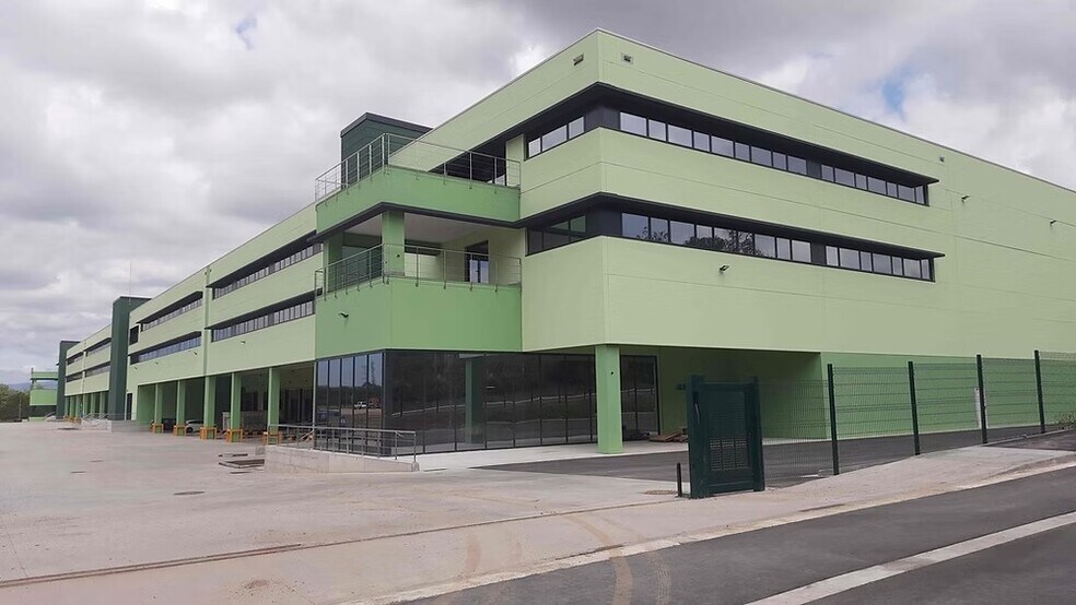Industrial in Sant Fost de Campsentelles, Barcelona for lease - Building Photo - Image 1 of 11
