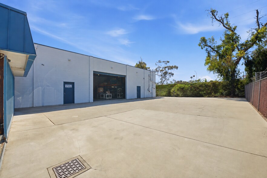 1433 Arundell Ave, Ventura, CA à vendre - Photo du bâtiment - Image 2 de 14