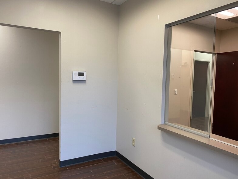 4496 35th St, Orlando, FL for lease - Interior Photo - Image 3 of 11