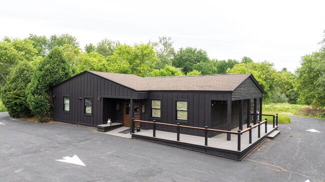 Plus de détails pour 137 Longwoods Rd, Cumberland, ME - Commerce de détail à louer