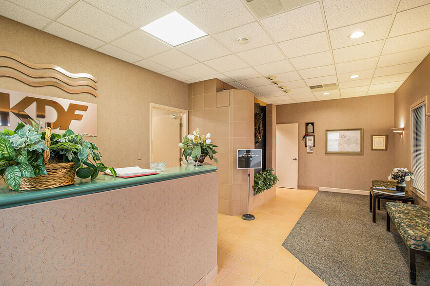 1500 Kdf Dr, Three Rivers, MI for lease - Interior Photo - Image 2 of 24