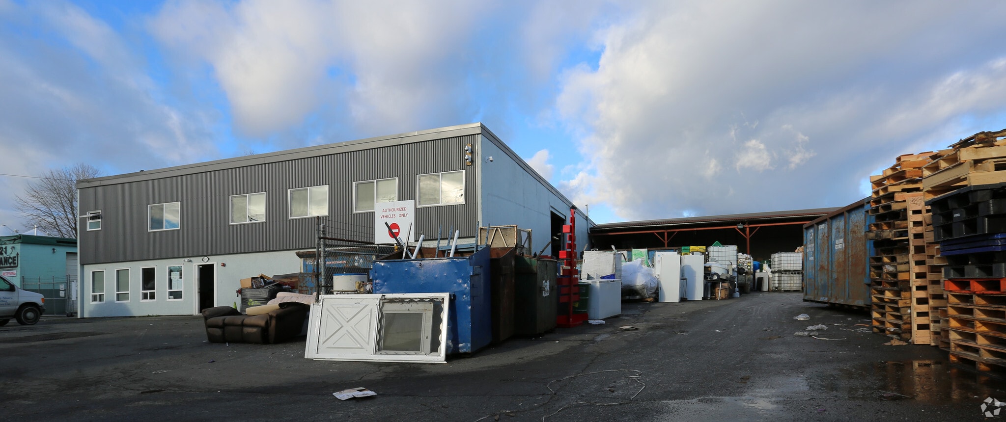 1603 Langan Ave, Port Coquitlam, BC for lease Primary Photo- Image 1 of 12
