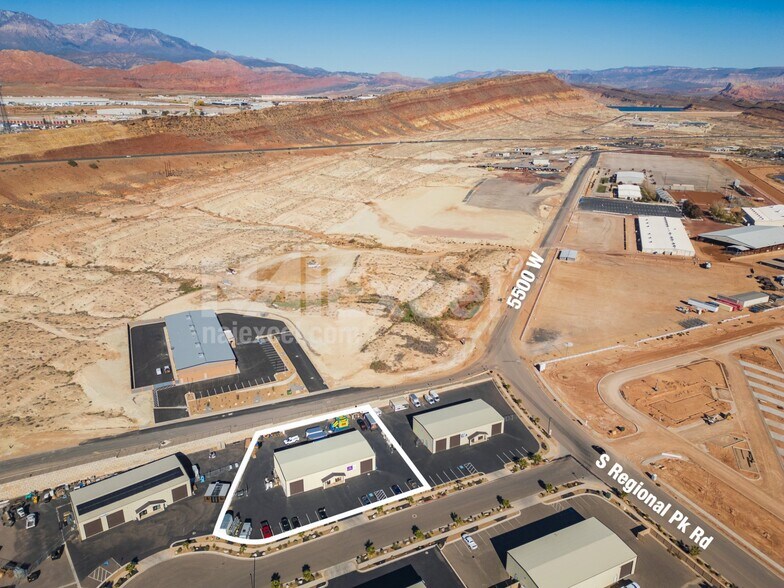 5706 W 670 S, Hurricane, UT à vendre - Photo du bâtiment - Image 2 de 21