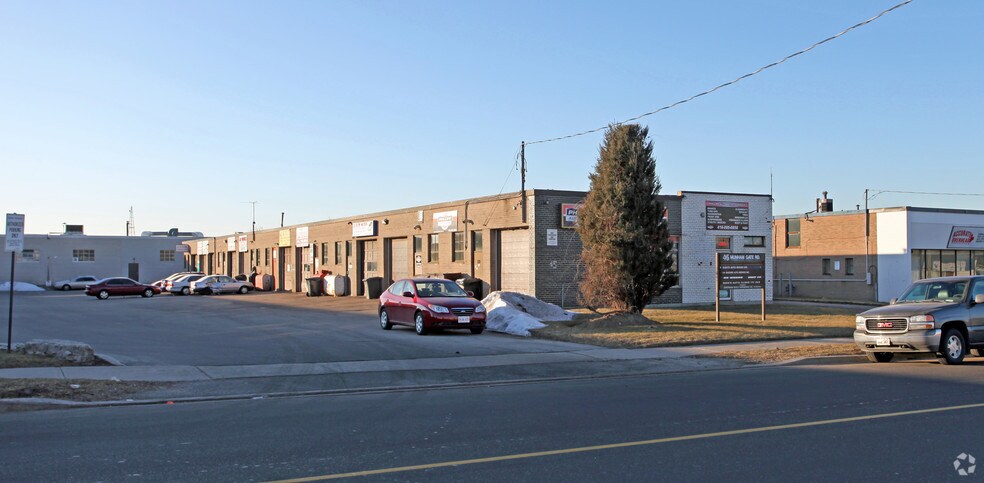 45 Munham Gate, Toronto, ON à vendre - Photo principale - Image 1 de 1