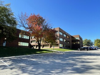 Plus de détails pour 4370 W 109th St, Overland Park, KS - Bureau à louer