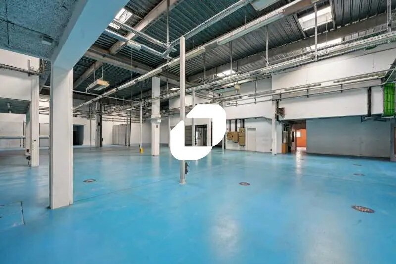 122-130 Rue Marcel Hartmann, Ivry-sur-Seine à louer - Photo du bâtiment - Image 3 de 26