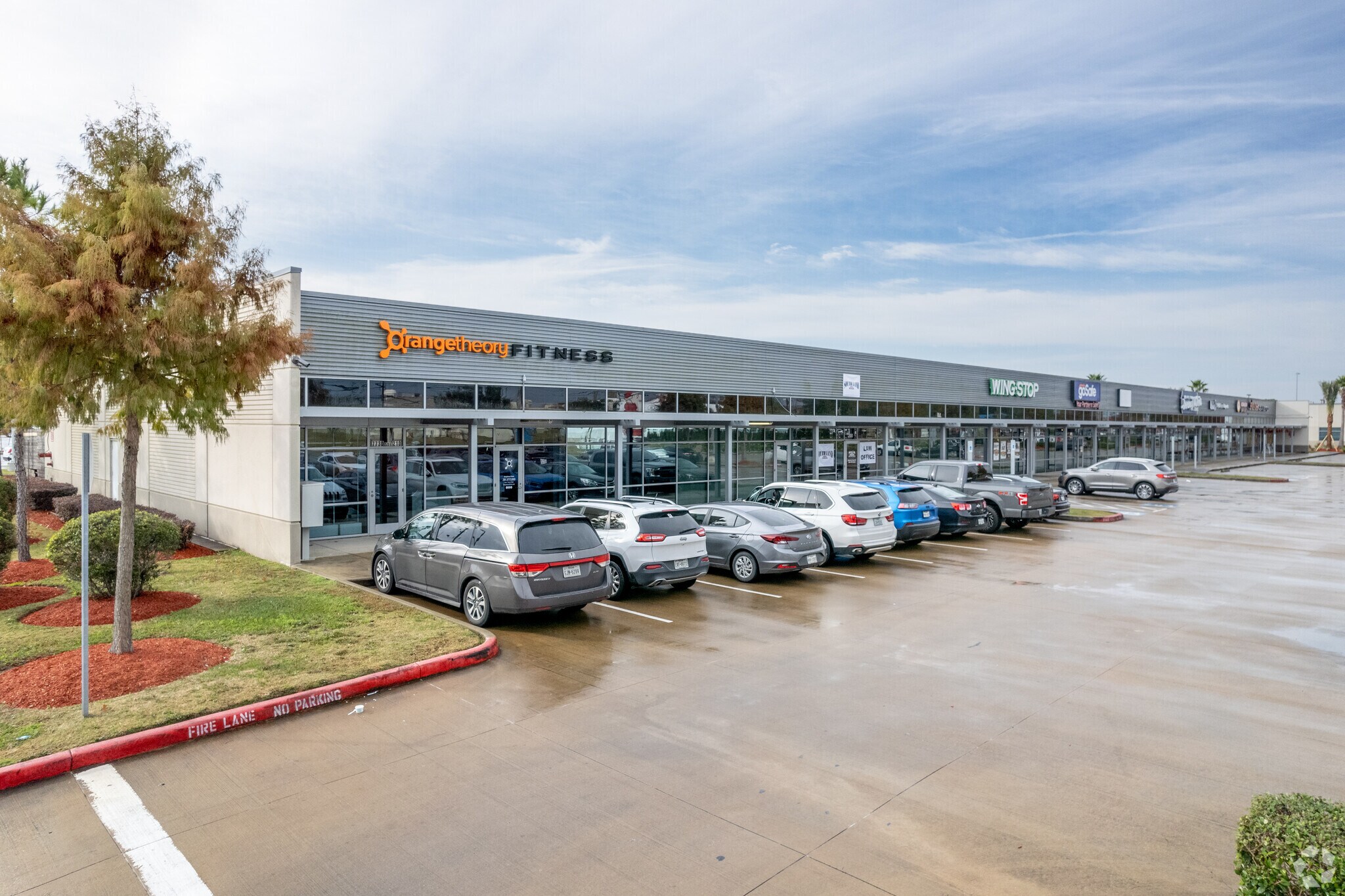 7740 Spencer Hwy, Pasadena, TX for lease Primary Photo- Image 1 of 5
