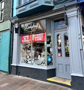 Plus de détails pour 30-34 Main St, Keswick - Commerce de détail à louer