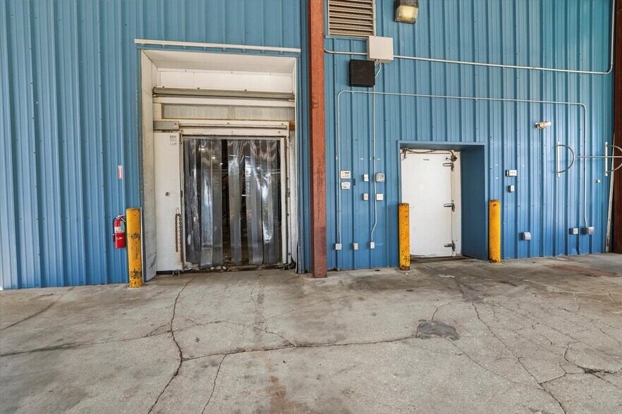 4447 Entrepot Blvd, Tallahassee, FL à louer - Photo du bâtiment - Image 3 de 35