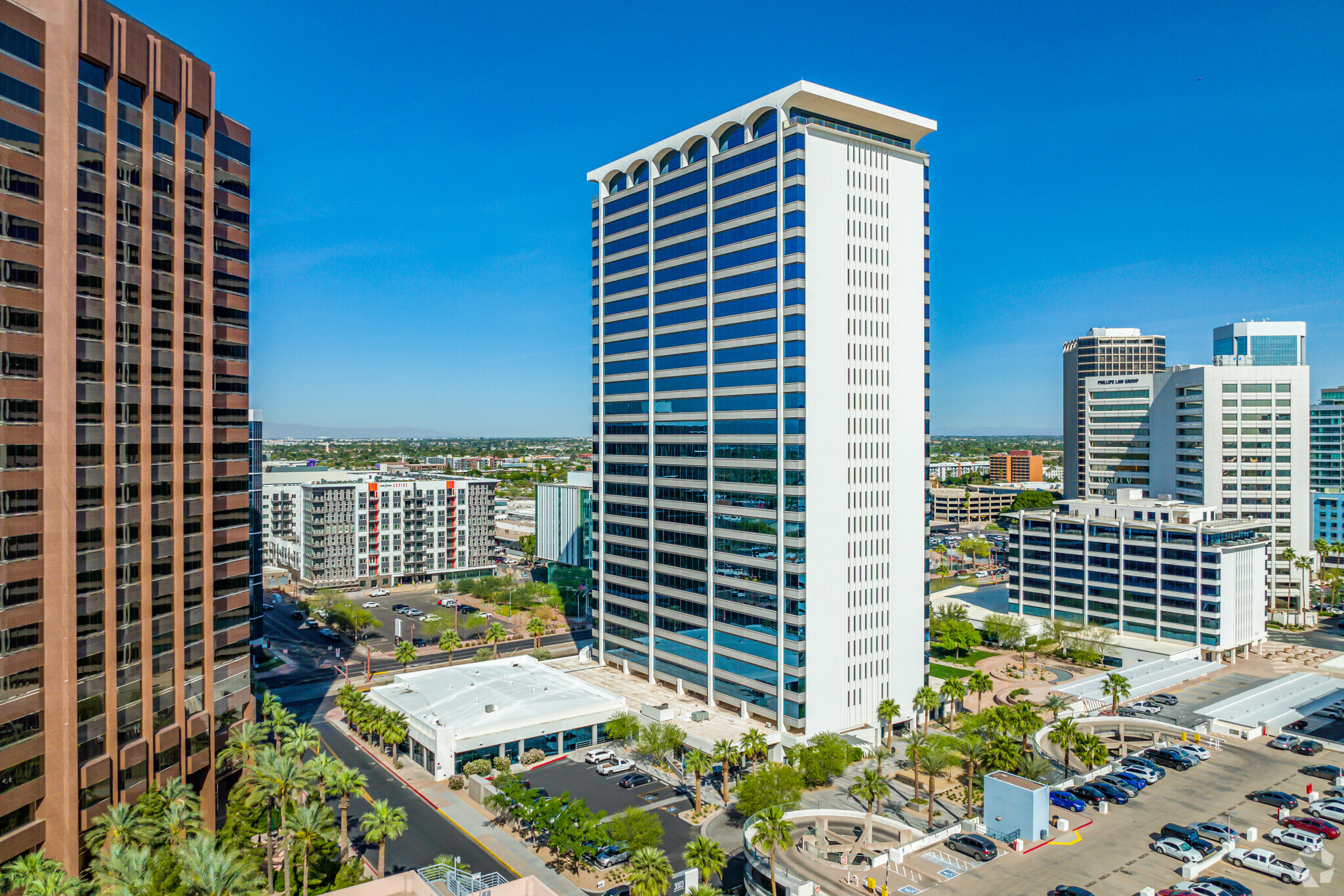 3003 N Central Ave, Phoenix, AZ for lease Building Photo- Image 1 of 45