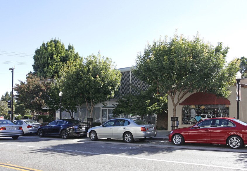 605-650 Castro St, Mountain View, CA for lease - Building Photo - Image 2 of 7
