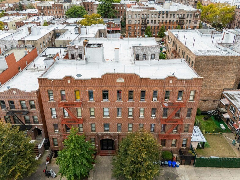 448 E 94th St, Brooklyn, NY for sale - Building Photo - Image 2 of 4