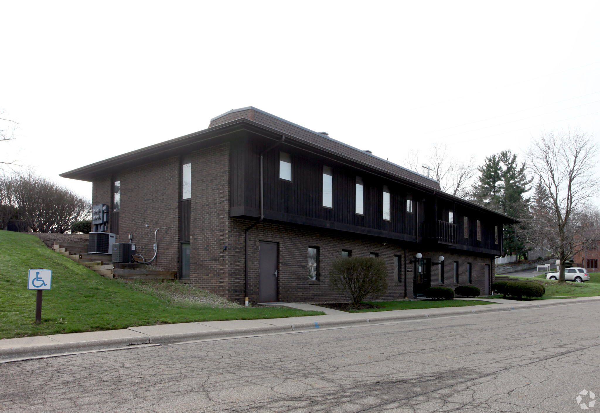 380 Cline Ave, Mansfield, OH à vendre Photo principale- Image 1 de 1