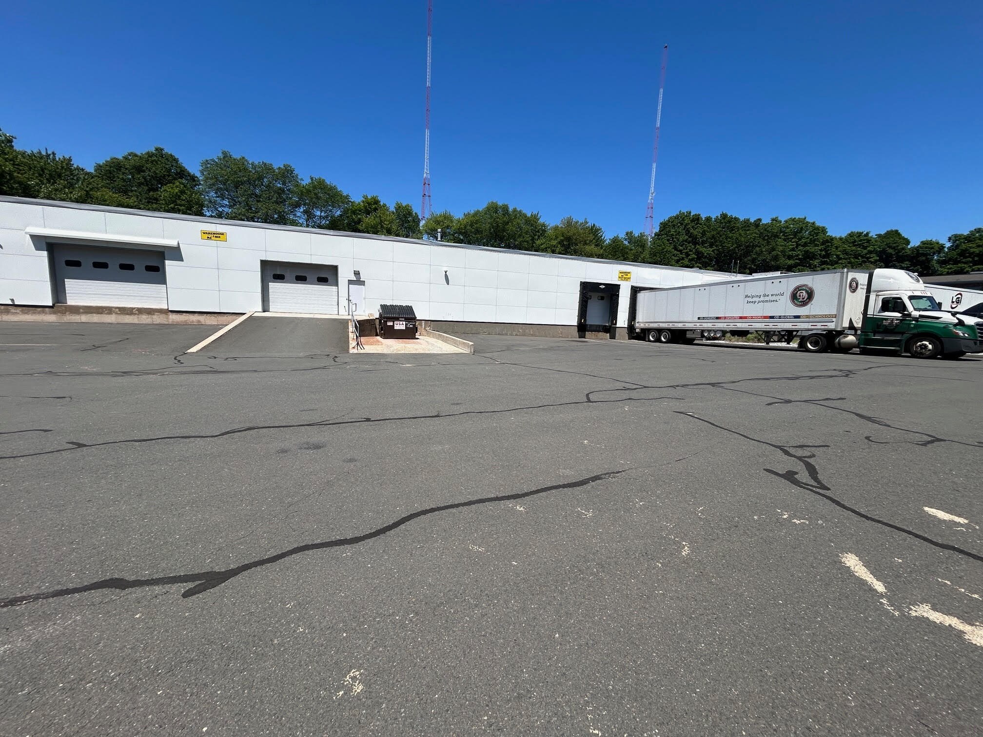 6 Britton Dr, Bloomfield, CT for lease Building Photo- Image 1 of 35