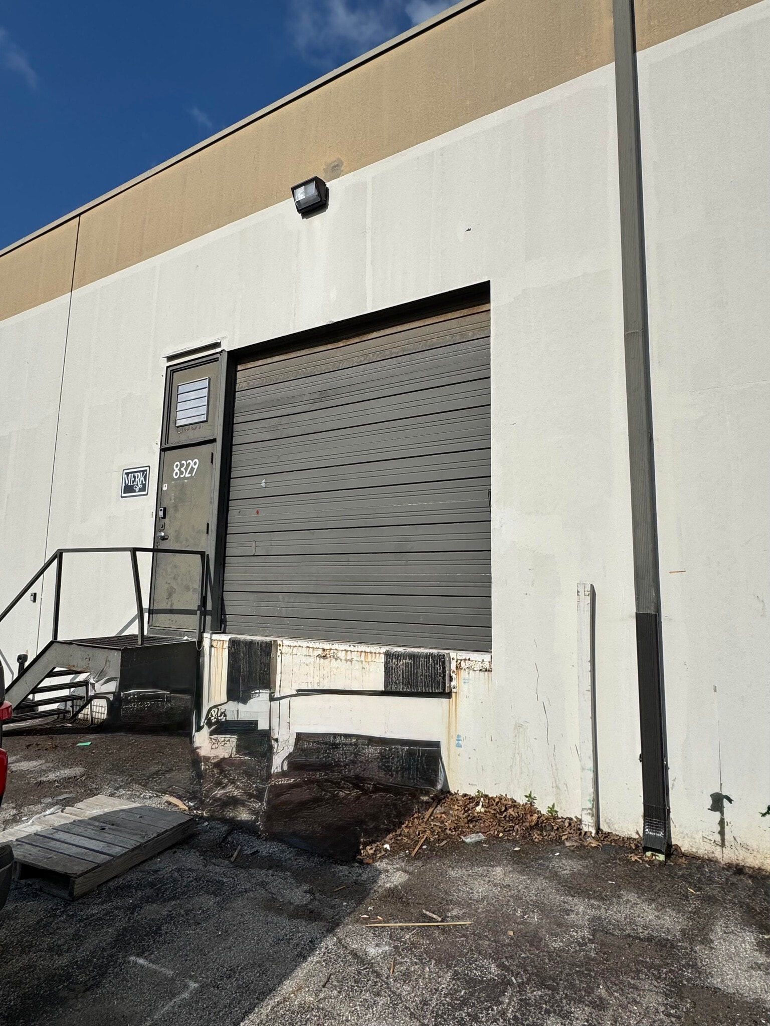 8325-8339 Nieman Rd, Lenexa, KS for lease Interior Photo- Image 1 of 10