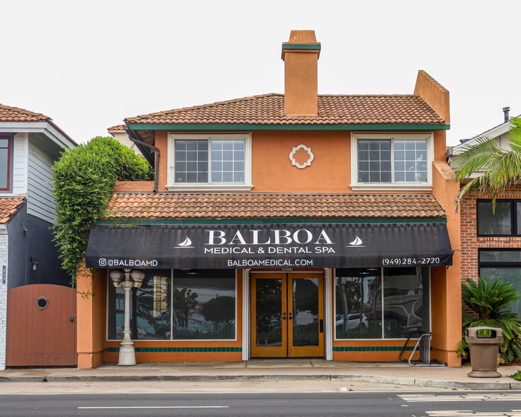 607 E Balboa Blvd, Newport Beach, CA for sale - Building Photo - Image 1 of 7