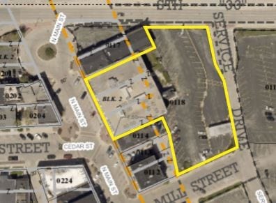 321 N Main St, West Bend, WI à vendre - Aérien - Image 2 de 4