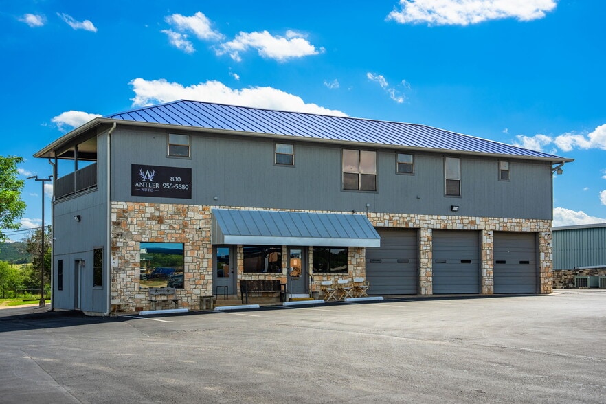1903 Junction Hwy, Kerrville, TX for sale - Building Photo - Image 3 of 30