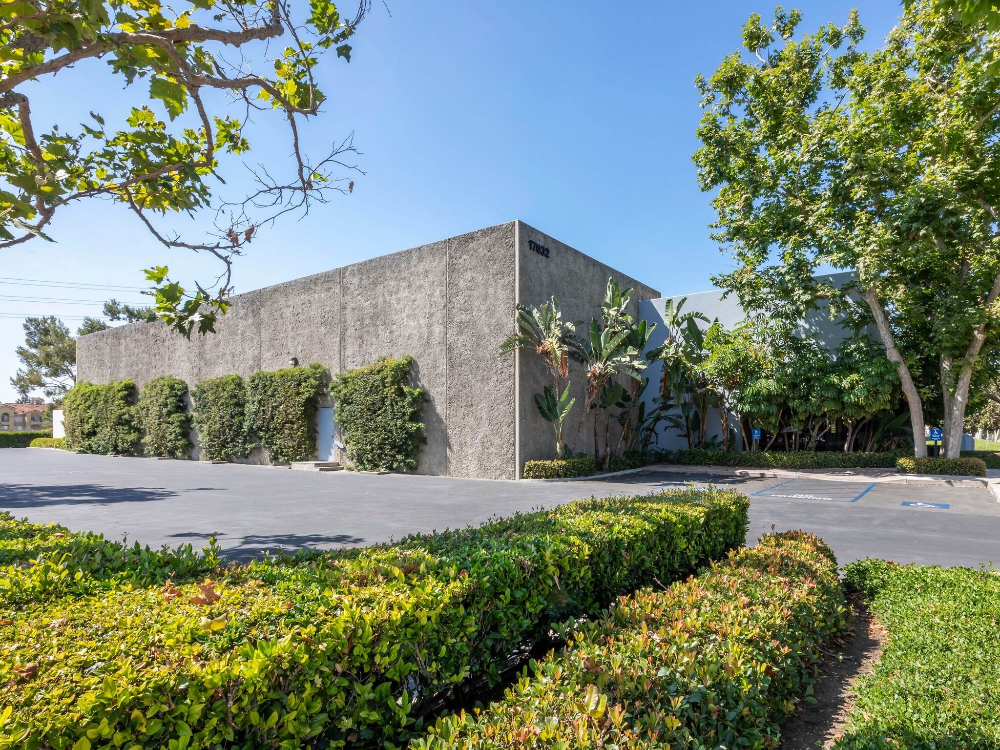 17032 Murphy Ave, Irvine, CA for lease Primary Photo- Image 1 of 10