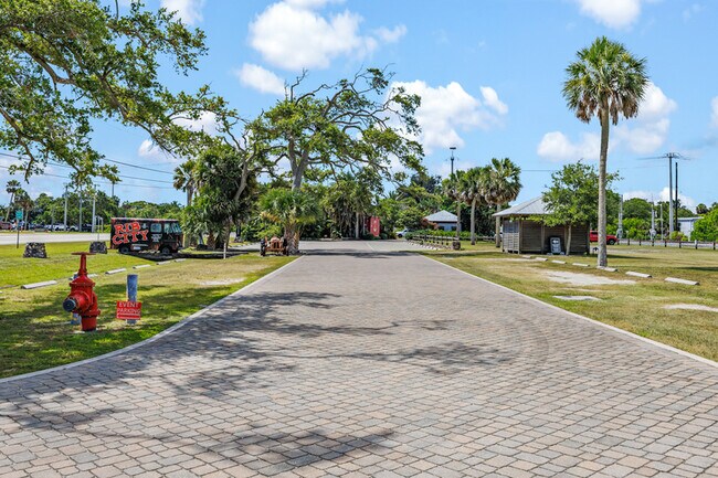 Plus de détails pour 5390 US 1, Grant-Valkaria, FL - Spécialité à vendre
