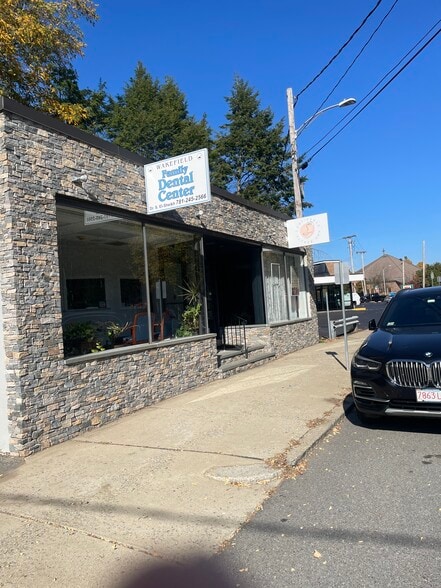 209 Albion St, Wakefield, MA for lease - Building Photo - Image 3 of 14