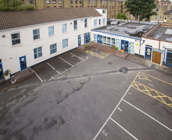 1-4 Brixton Hl, London for lease - Building Photo - Image 3 of 8