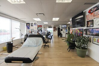 7207 Fairmount Dr SE, Calgary, AB for lease Interior Photo- Image 2 of 3