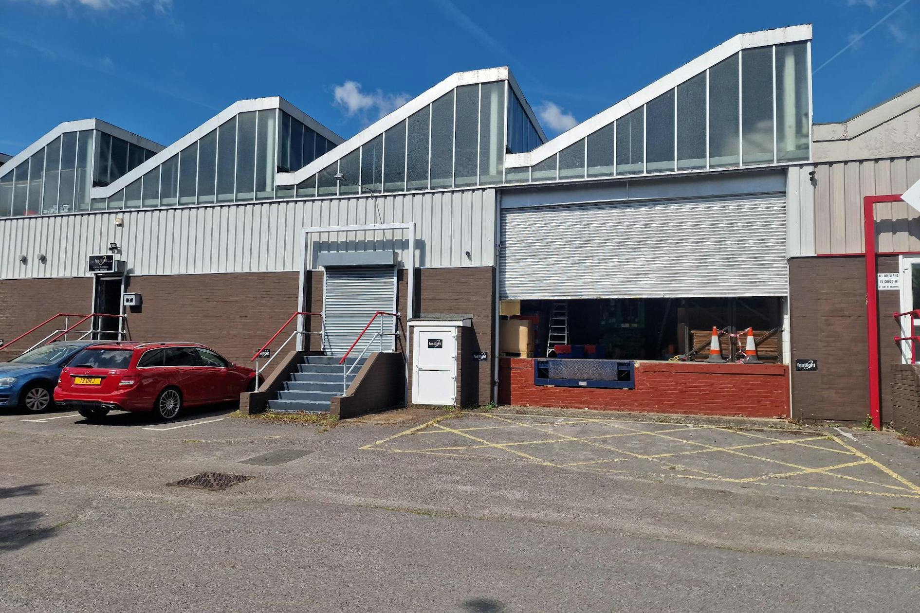 Bessemer Rd, Basingstoke for lease Building Photo- Image 1 of 3