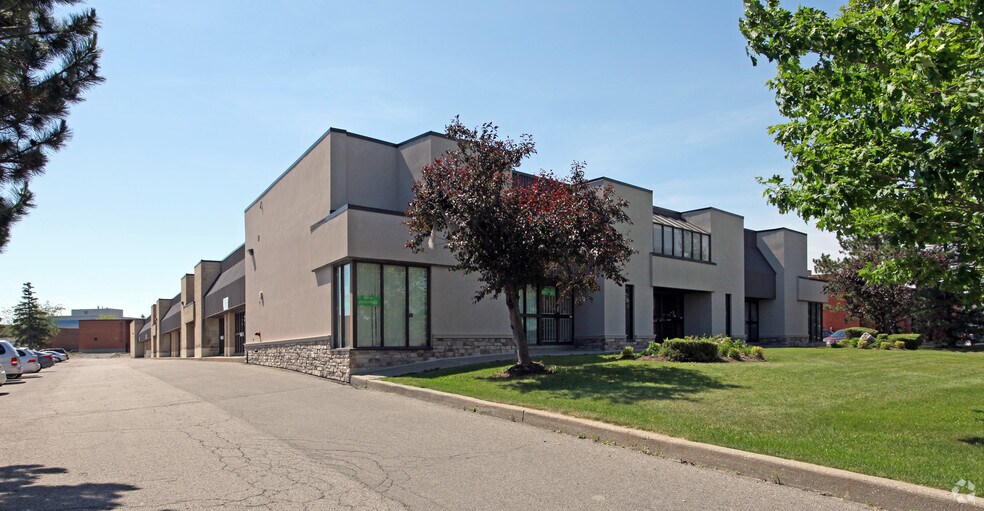 401 Alden Rd, Markham, ON à louer - Photo du bâtiment - Image 3 de 6