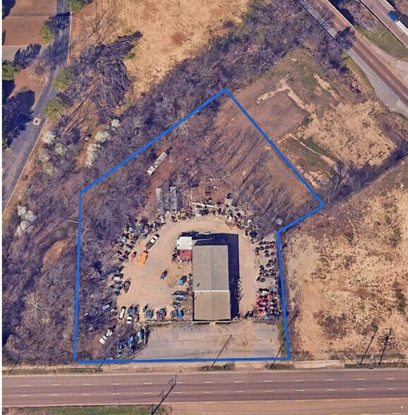4890 E Shelby Dr, Memphis, TN à vendre - Photo du bâtiment - Image 3 de 4