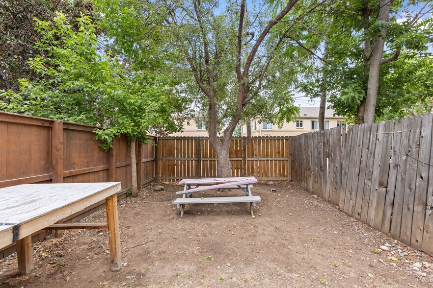 730 19th St, Boulder, CO à vendre - Photo du bâtiment - Image 3 de 14