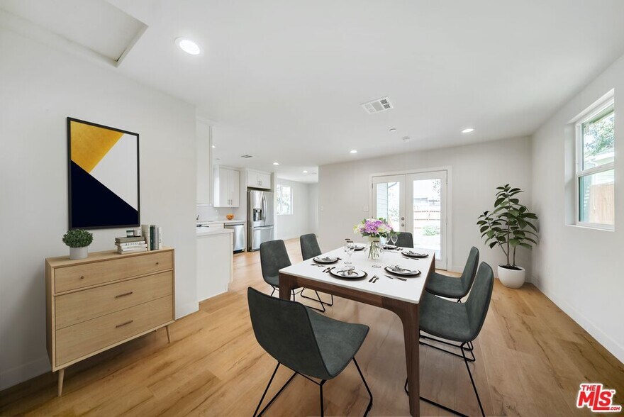 505 Belmont Ave, Los Angeles, CA à vendre - Photo du bâtiment - Image 3 de 12