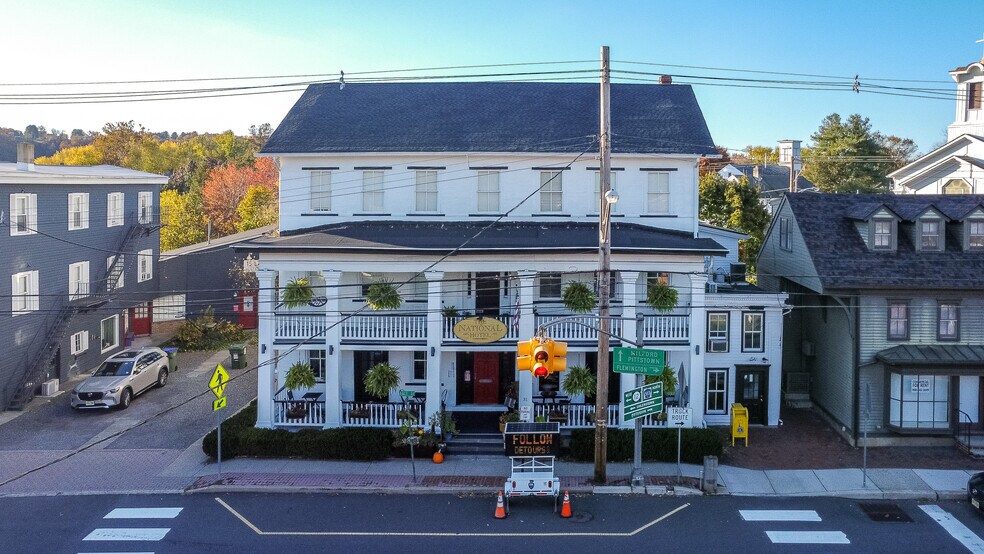 31 Race St, Frenchtown, NJ à vendre - Photo du bâtiment - Image 2 de 33