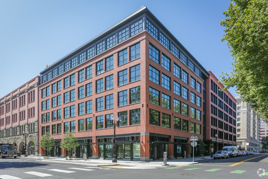 230 SW Ash St, Portland, OR for lease - Primary Photo - Image 1 of 12