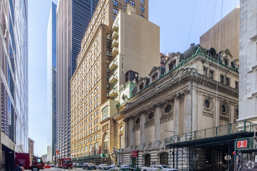 67 Liberty St, New York, NY à louer - Photo du bâtiment - Image 2 de 3