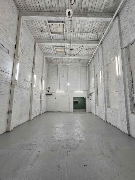 100 Business St, Hyde Park, MA for lease - Building Photo - Image 1 of 71