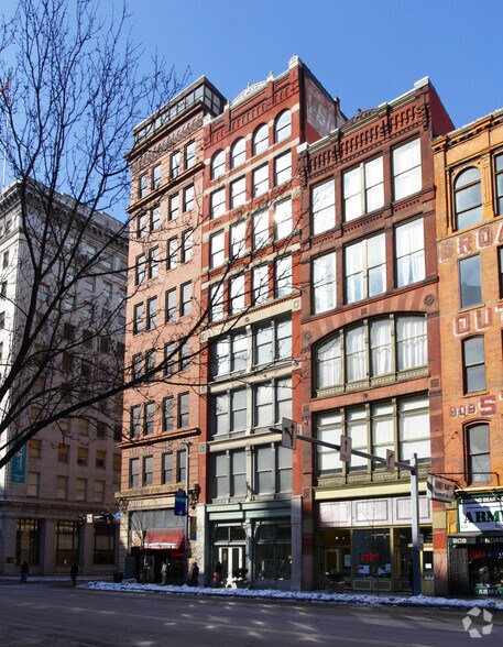 903 Liberty Ave, Pittsburgh, PA for sale - Building Photo - Image 2 of 9