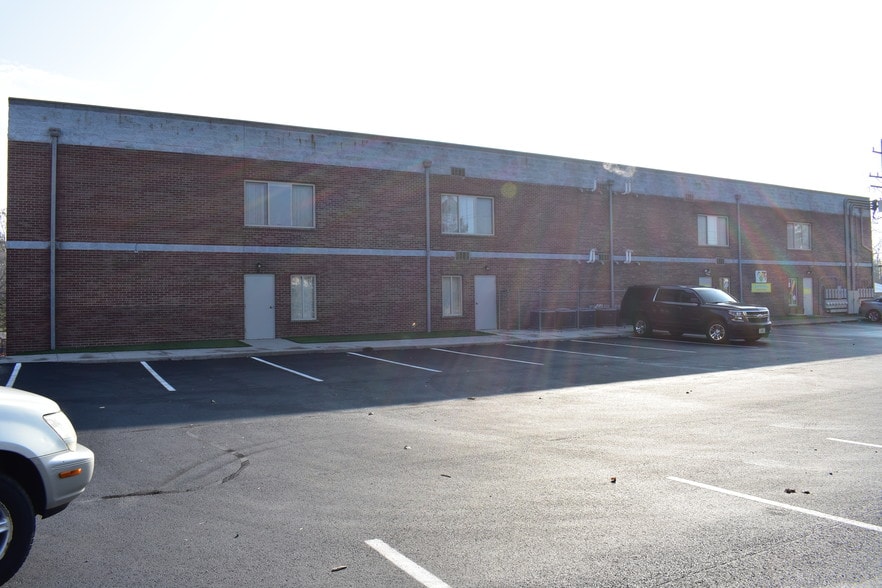 3270 W North Bend Rd, Cincinnati, OH à vendre - Photo du bâtiment - Image 2 de 36