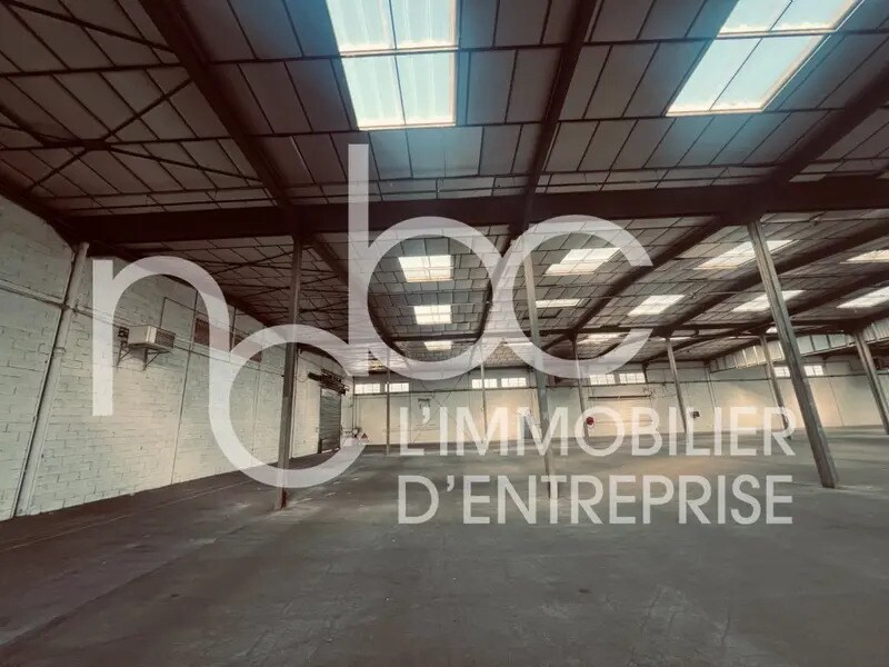 Flex in Vaulx-en-Velin for lease Interior Photo- Image 1 of 11