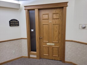 1333 College Ave, South Milwaukee, WI for lease Lobby- Image 1 of 7