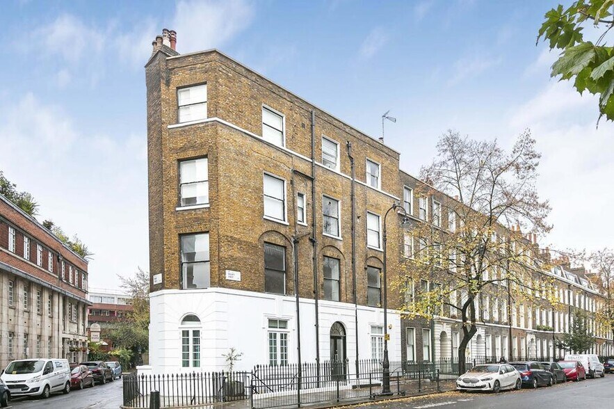 1 Doughty St, Londres à louer - Photo du bâtiment - Image 2 de 16