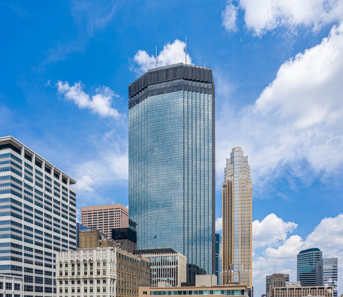 80 S 8th St, Minneapolis, MN à louer - Photo du bâtiment - Image 2 de 34