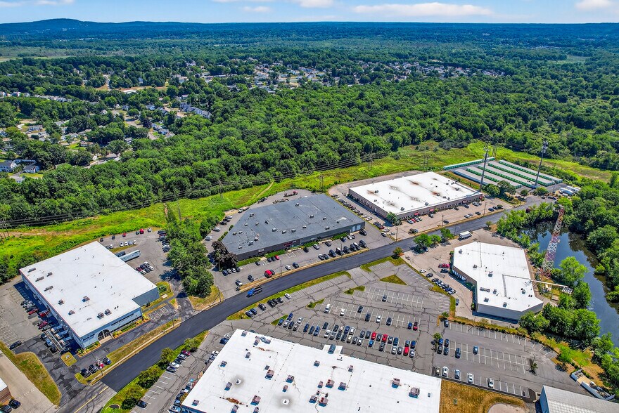 290 Vanderbilt Ave, Norwood, MA à louer - Aérien - Image 2 de 6