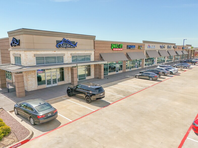 615 Main St, Frisco, TX à vendre - Photo du bâtiment - Image 2 de 5