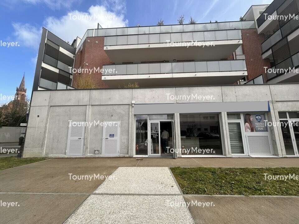 7 Avenue Des Pyrénées, L'Union for lease Building Photo- Image 1 of 9