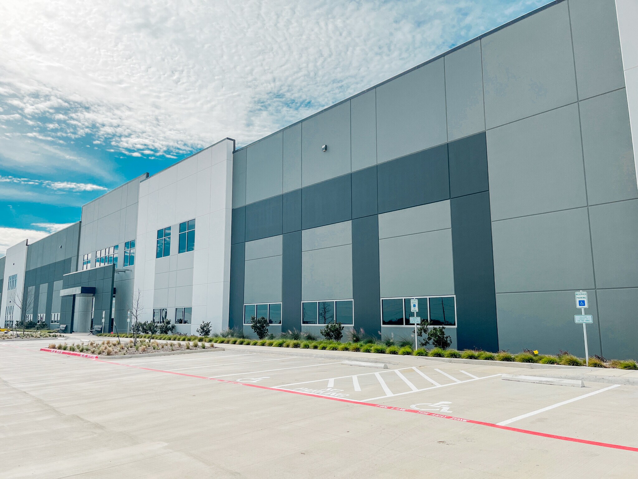 101 Velocity Dr, Georgetown, TX à louer Photo du bâtiment- Image 1 de 4