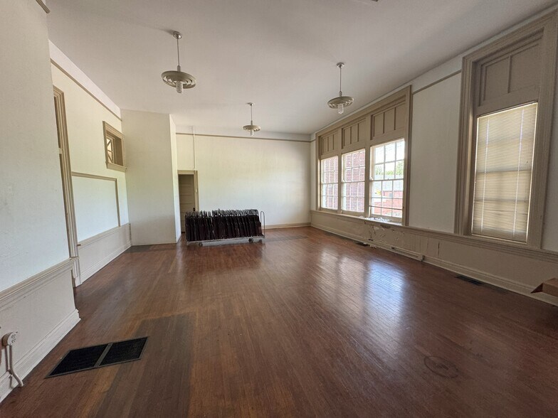 1017 N Sanga Rd, Cordova, TN à vendre - Photo du bâtiment - Image 3 de 17