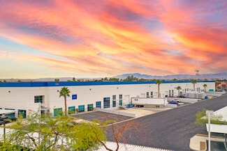 Plus de détails pour 1385 Pama Ln, Las Vegas, NV - Industriel à louer