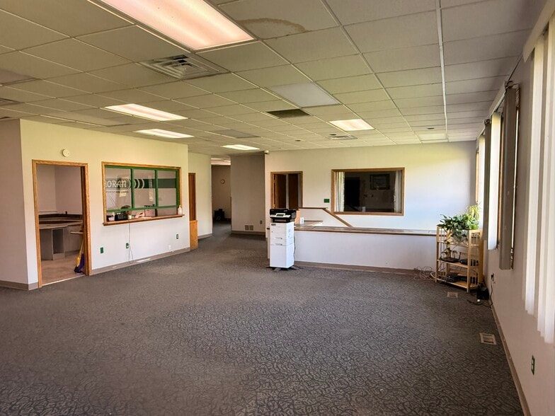 4550 Roseville Rd, Roseville, OH for sale - Building Photo - Image 2 of 17
